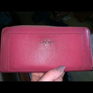 Accordion Zip Coach Wallet in Pink